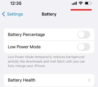 iOS 16搭載のiPhoneでバッテリーのパーセンテージを表示する方法